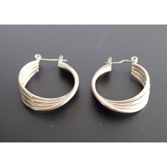 Signed 925 Sterling Silver Twisted Round Hoop Earrings 3.38 grams 1' Pierced - Picture 4 of 9